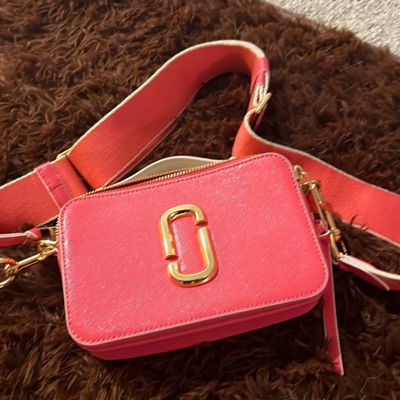Marc Jacobs Handbags - Marc Jacobs The Snapahot